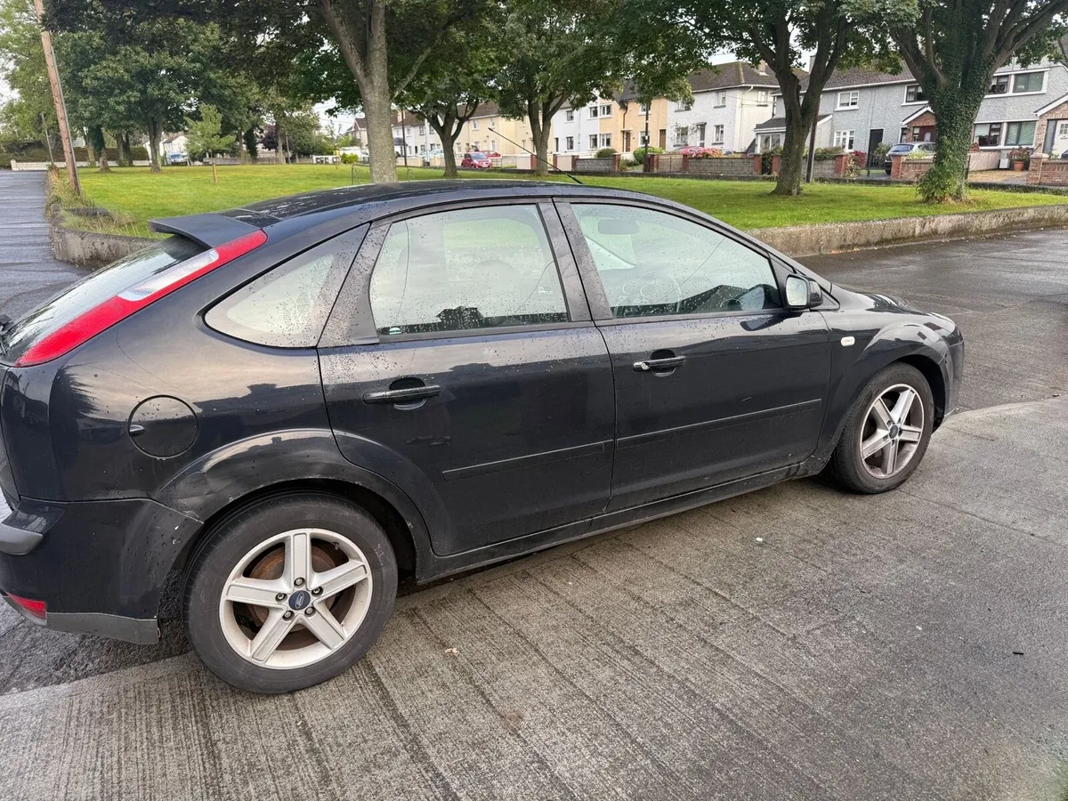 Ford Focus - Image 2