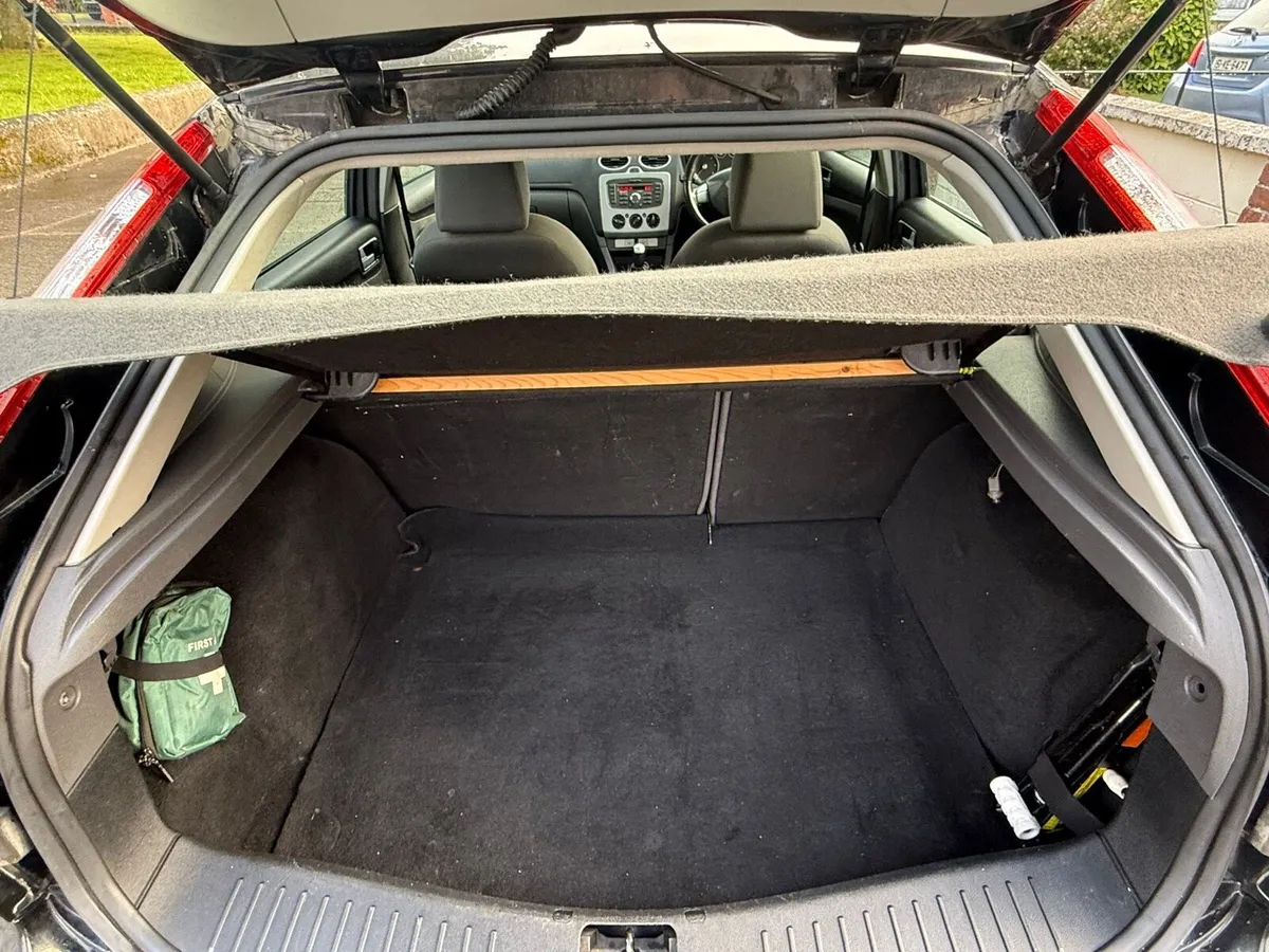 Ford Focus - Image 4