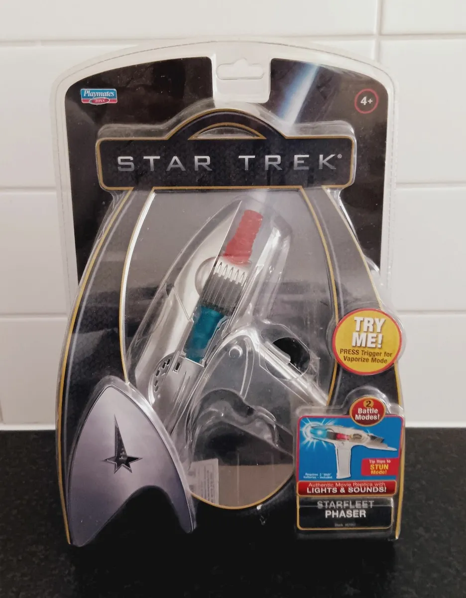 star trek star fleet phaser gun  (new & sealed) - Image 1