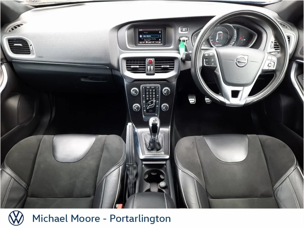 Volvo V40 D2 (120hp) R-design - Image 2