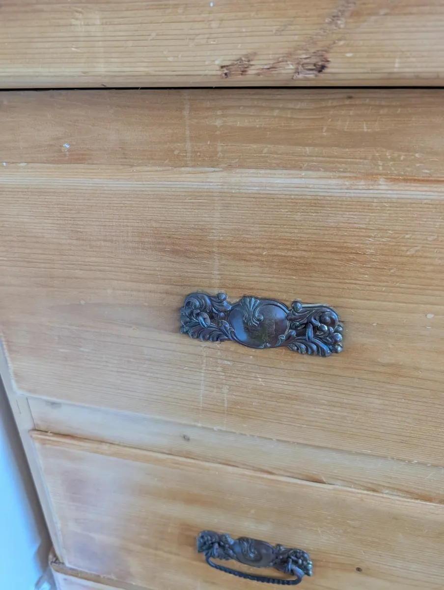 Chest of Drawers - Image 3