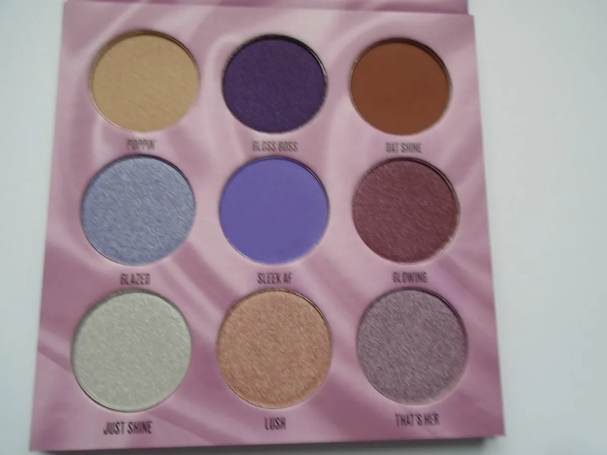Eye shadow palette, Glossy vibes,New,Make up - Image 1