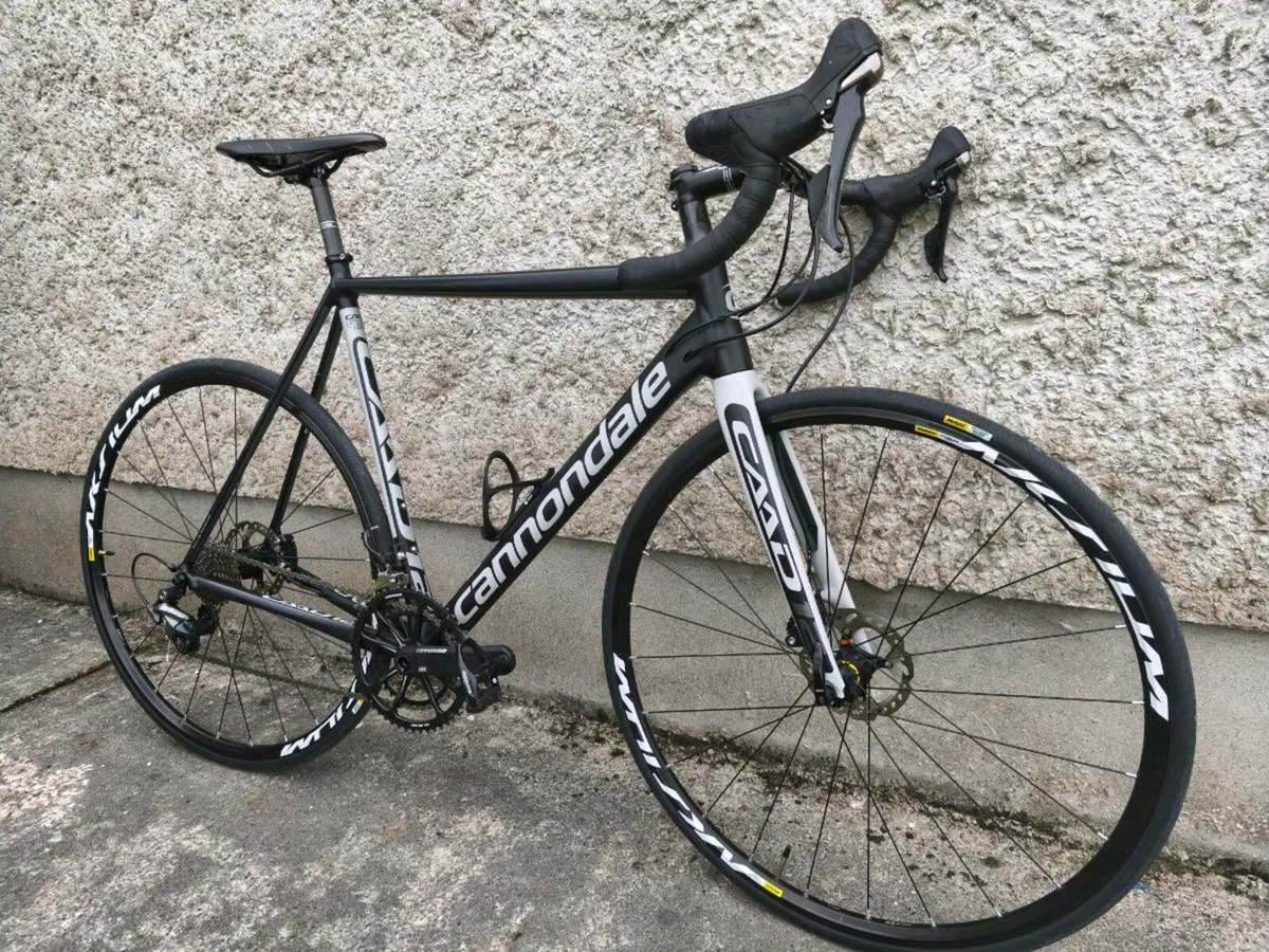 Cannondale CAAD 12 Disc Ultegra - Image 2