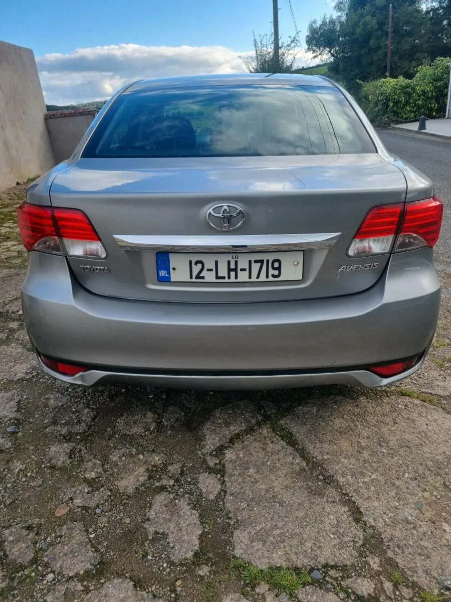 Toyota Avensis 2012 - Image 4