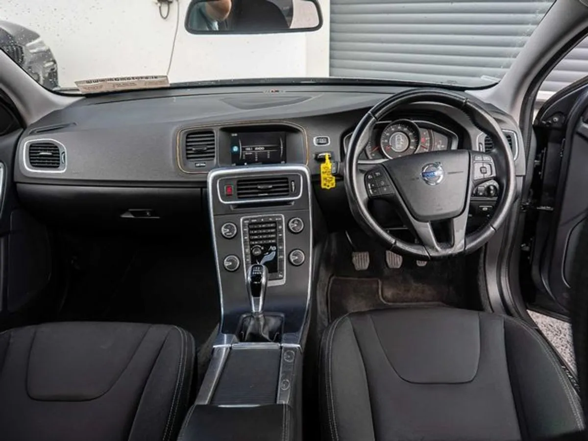 Volvo S60 D2 Business Edition LUX - Image 4