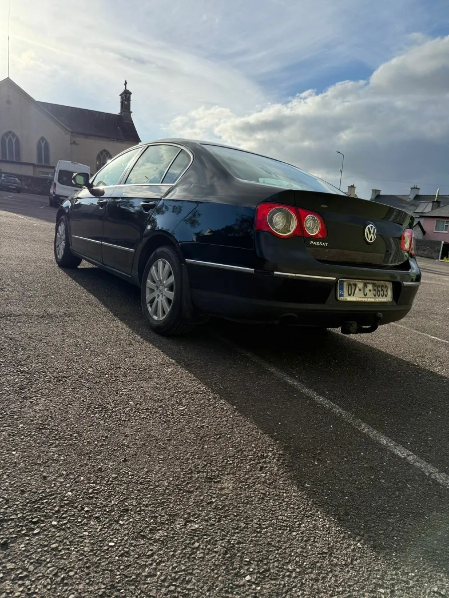 Volkswagen Passat 2007 - Image 4