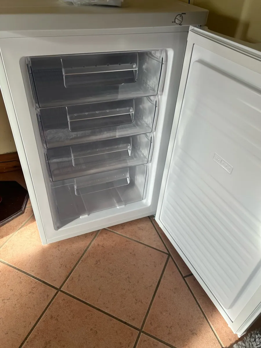 Hoover freezer - Image 4