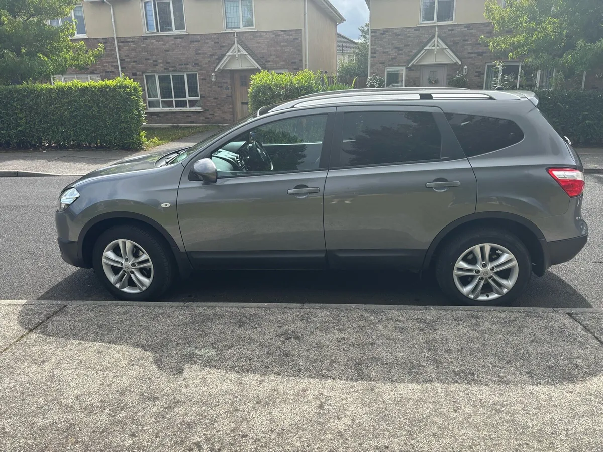 Nissan qashqai +2 - Image 4