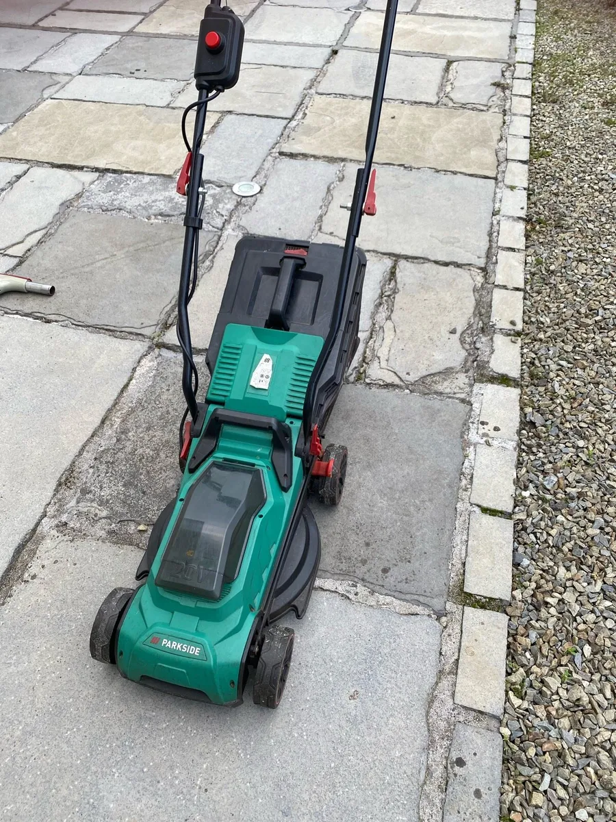 Parkside Battery lawnmower - Image 3