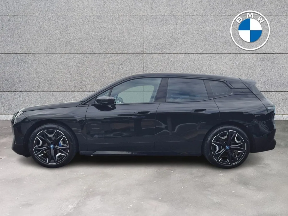 BMW IX Xdrive50 M Sport - Image 3