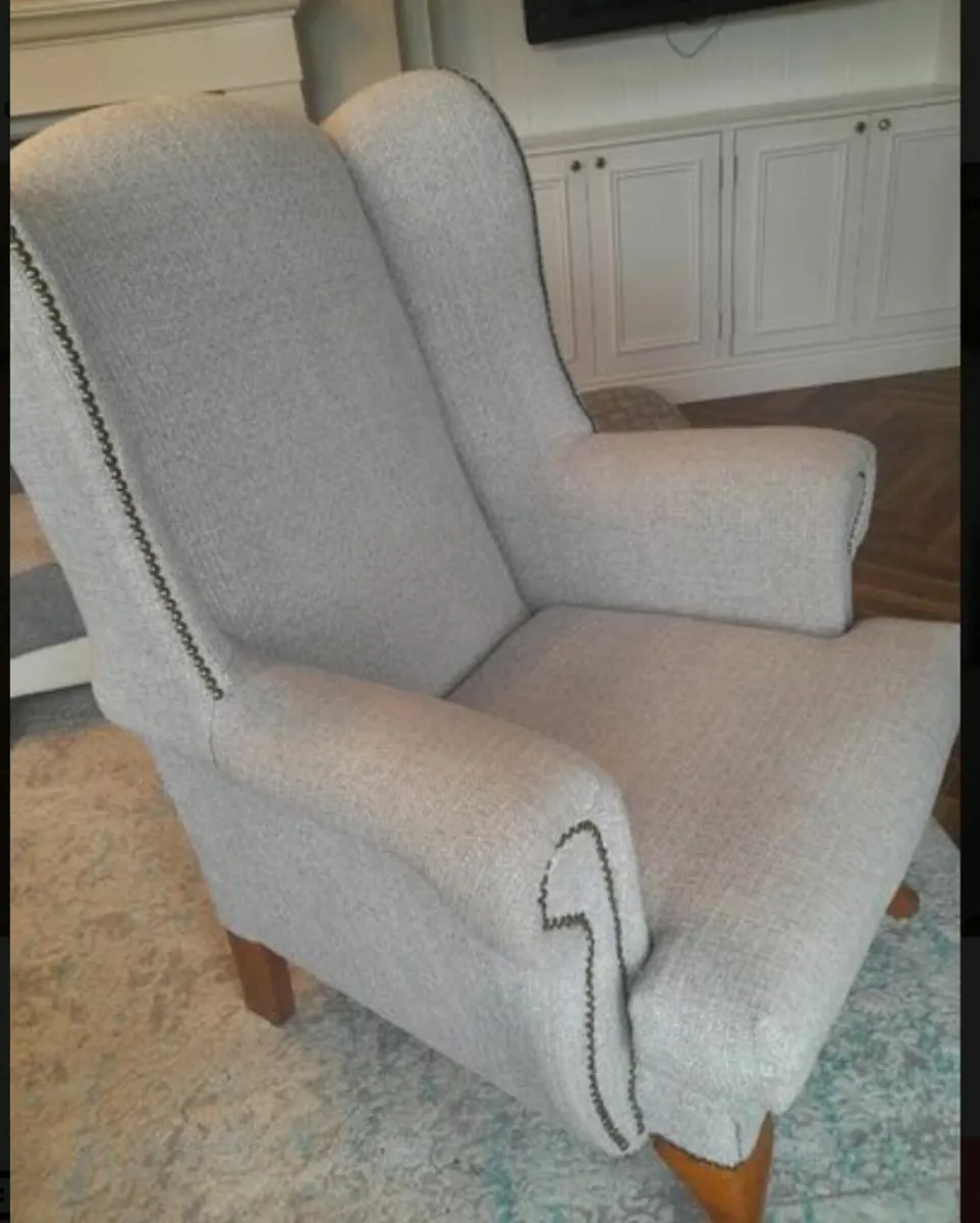 Queen Anne Armchair - Image 2