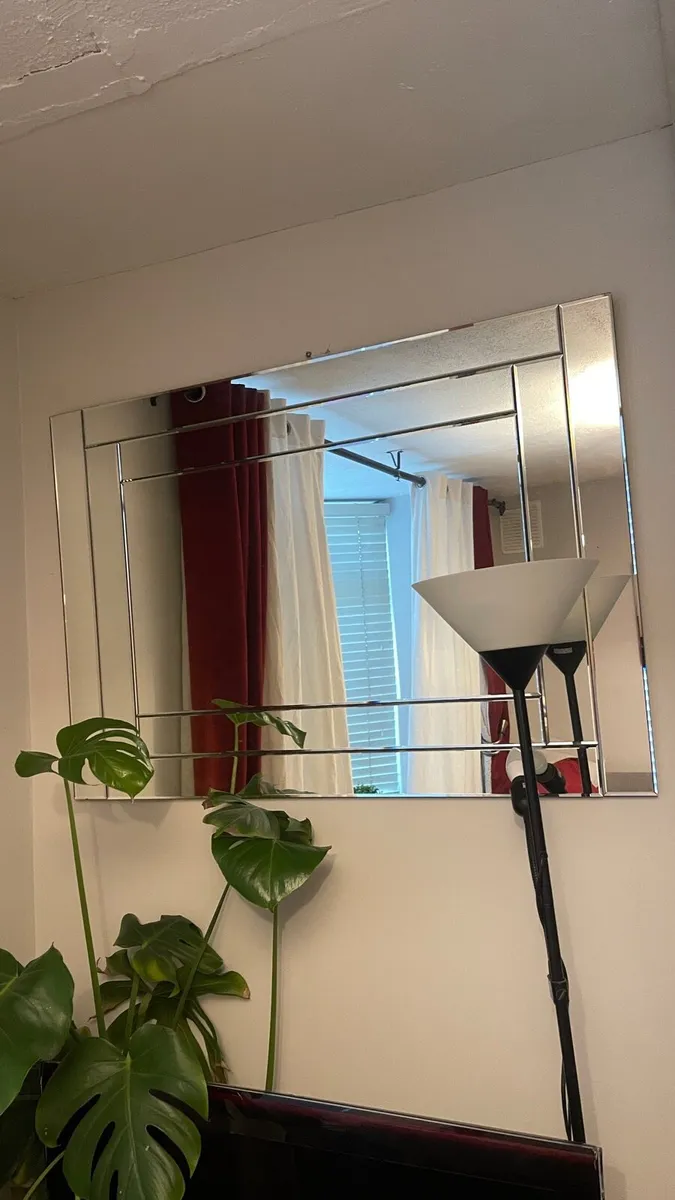 Mirror - Image 3