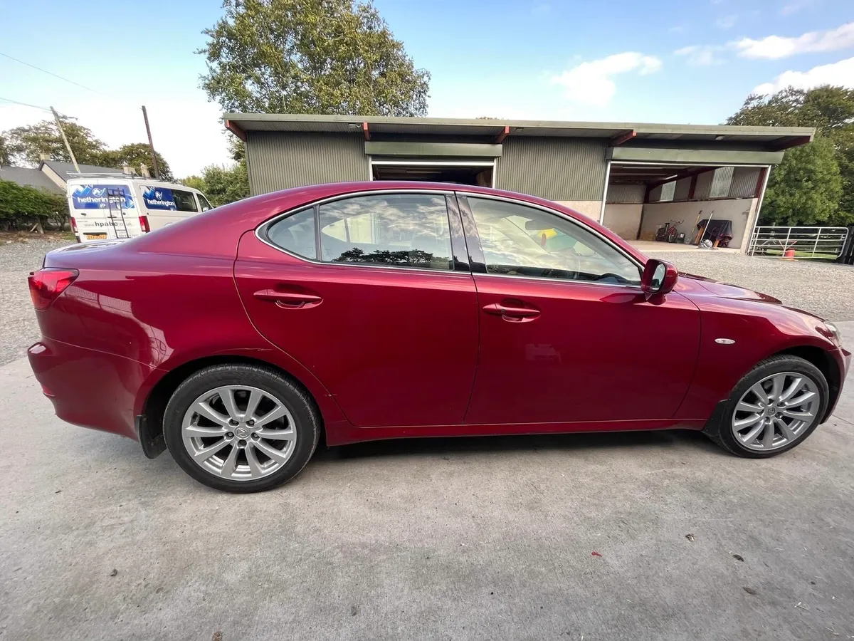 2008 Lexus IS 220d - Image 3