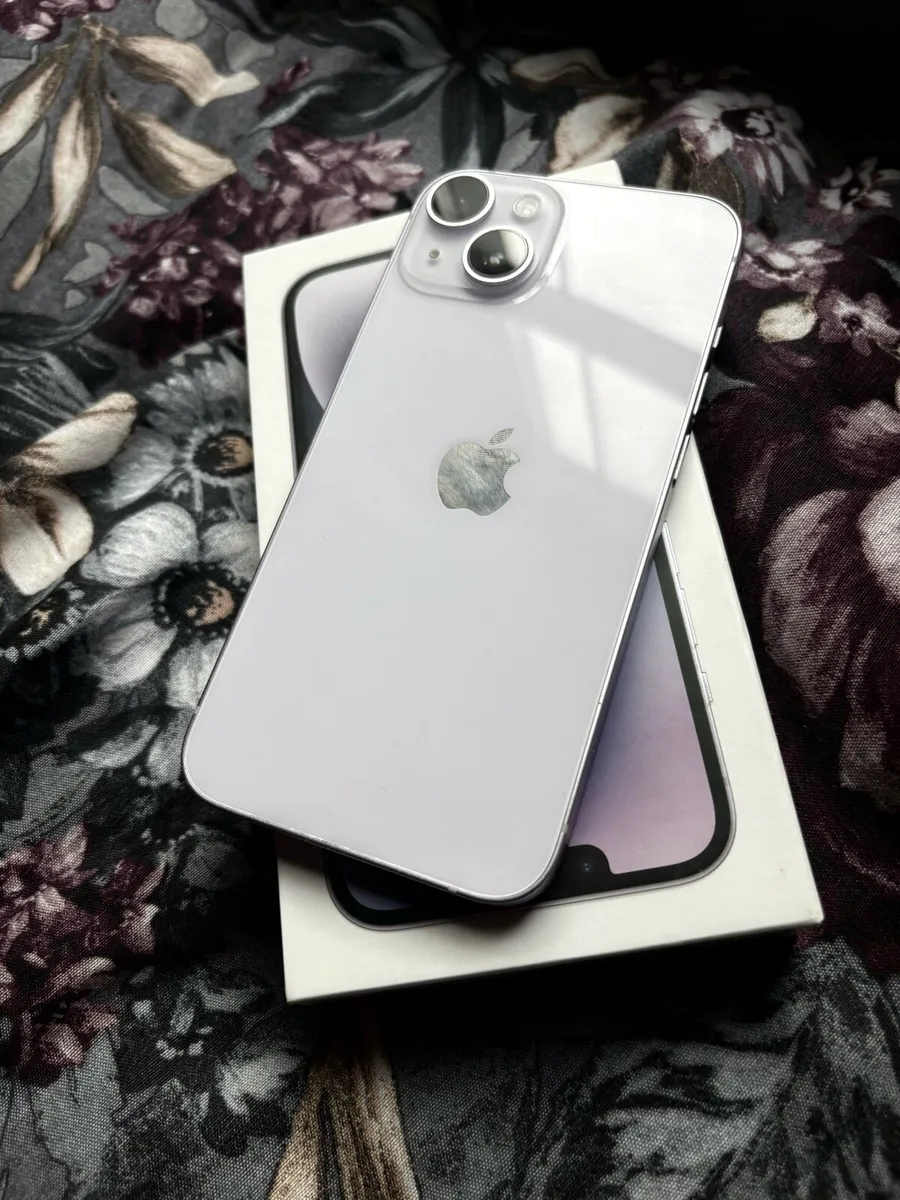 iPhone 14 - Image 1