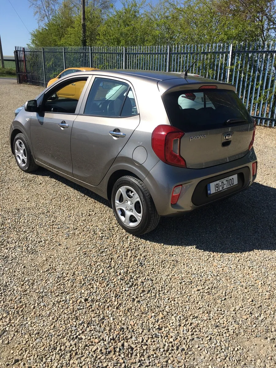 191 Kia Picanto K1 5 DR Low Mileage. - Image 2