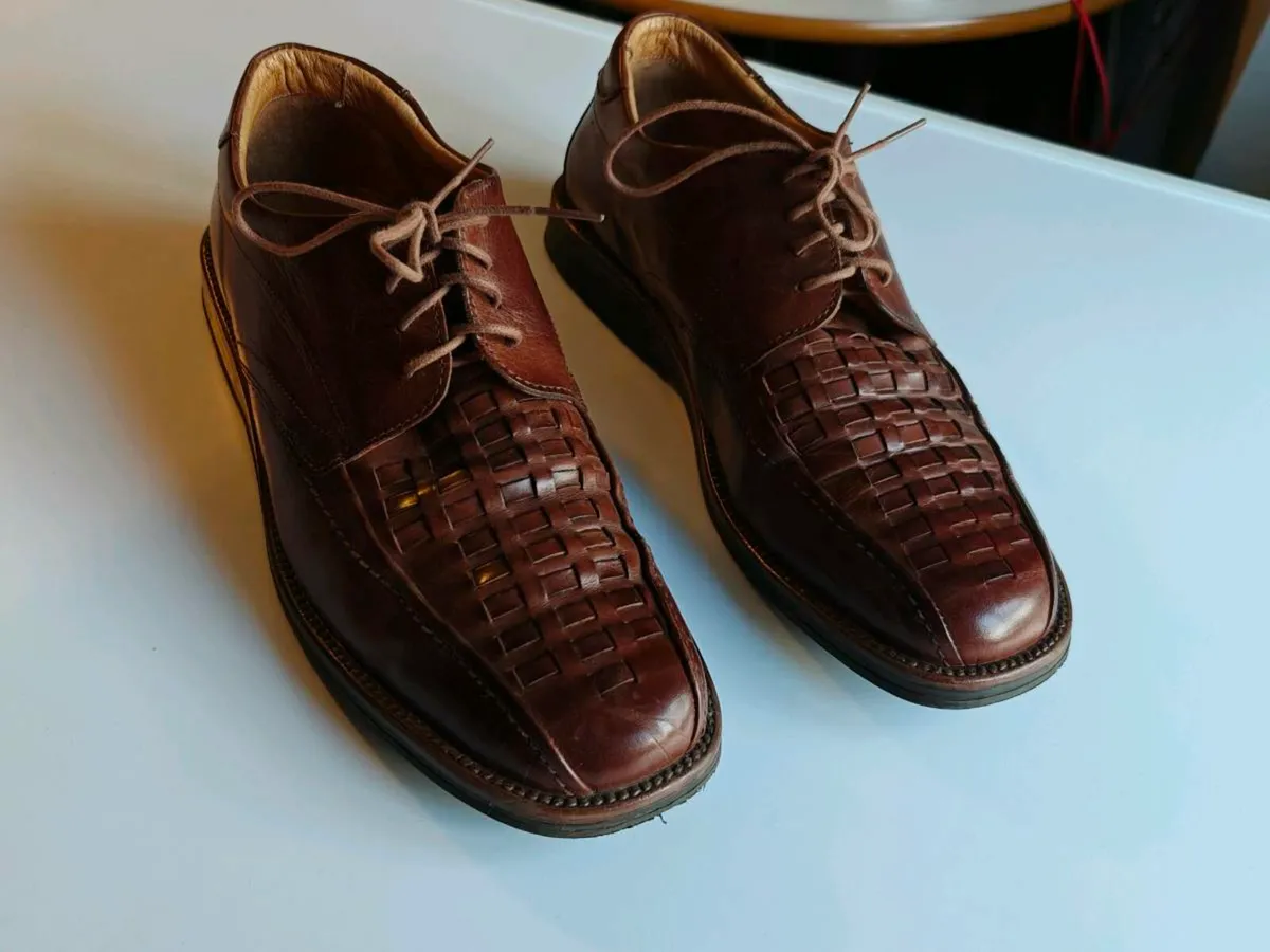 Vintage leather men's shoes - Image 2