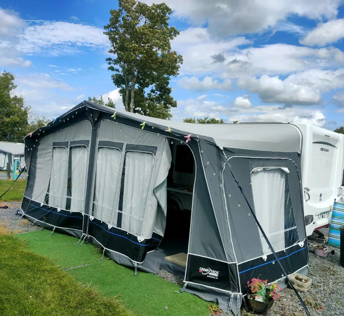 Compass 4/5 berth fixed bed & mover & Awning - Image 3