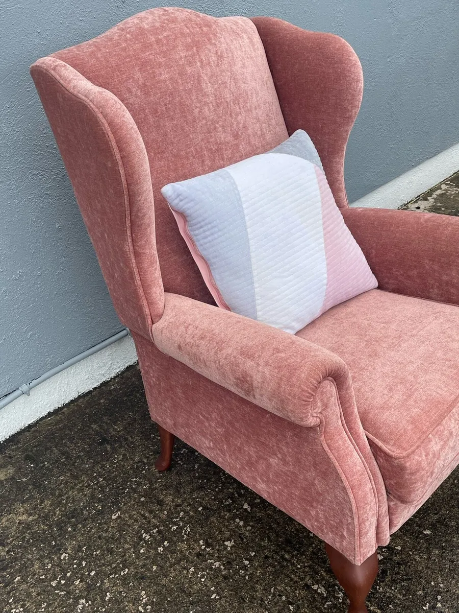 Queen Ann Chair - Image 3