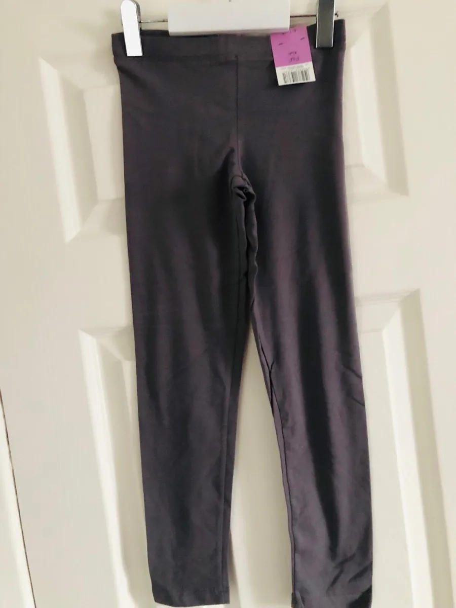 Girls BNWT legging age 6/7 €3 - Image 1