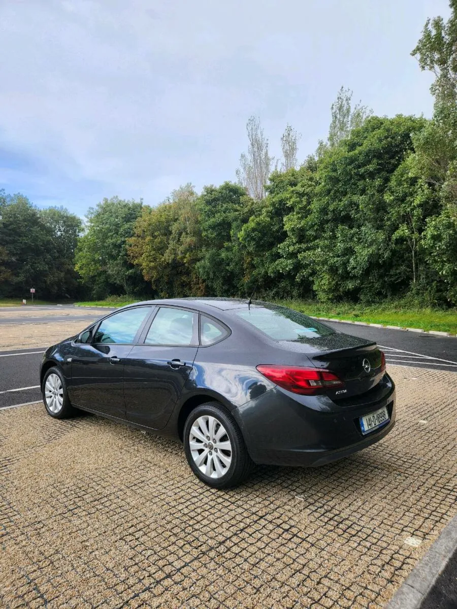 Opel Astra 1.7 CDTI Low Kms - Image 3