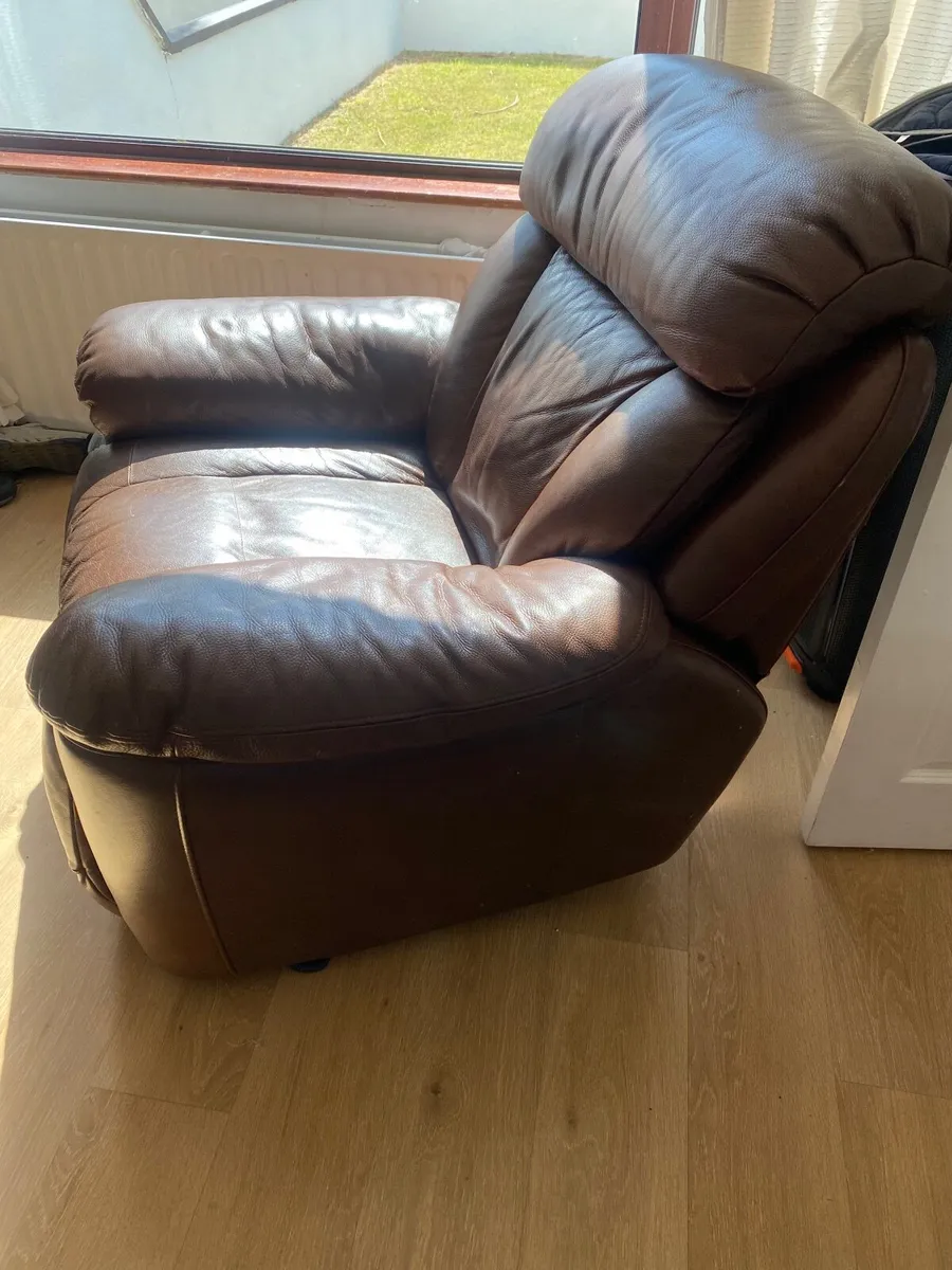 Armchair recliner - Image 2