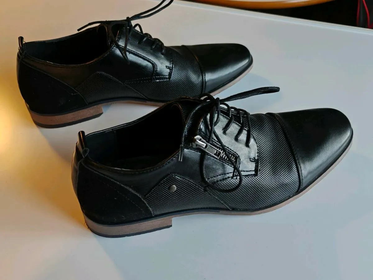 Men's shoes - Image 1