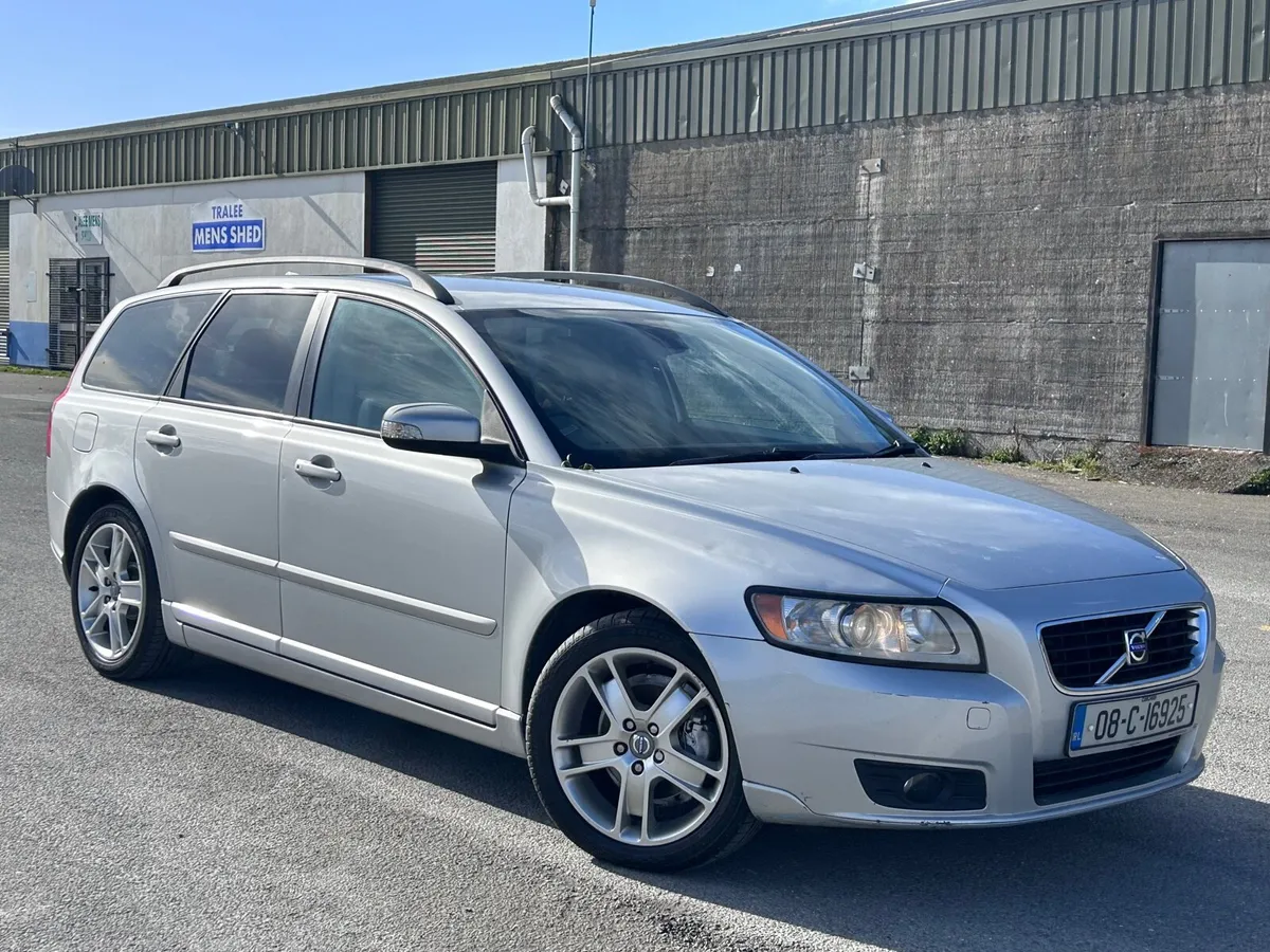 Volvo v50 2008 1200€ - Image 2