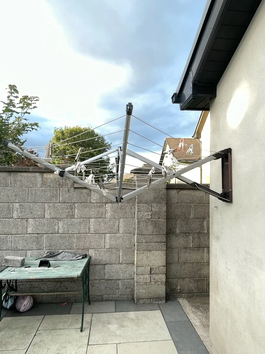 Clothes line - Image 2