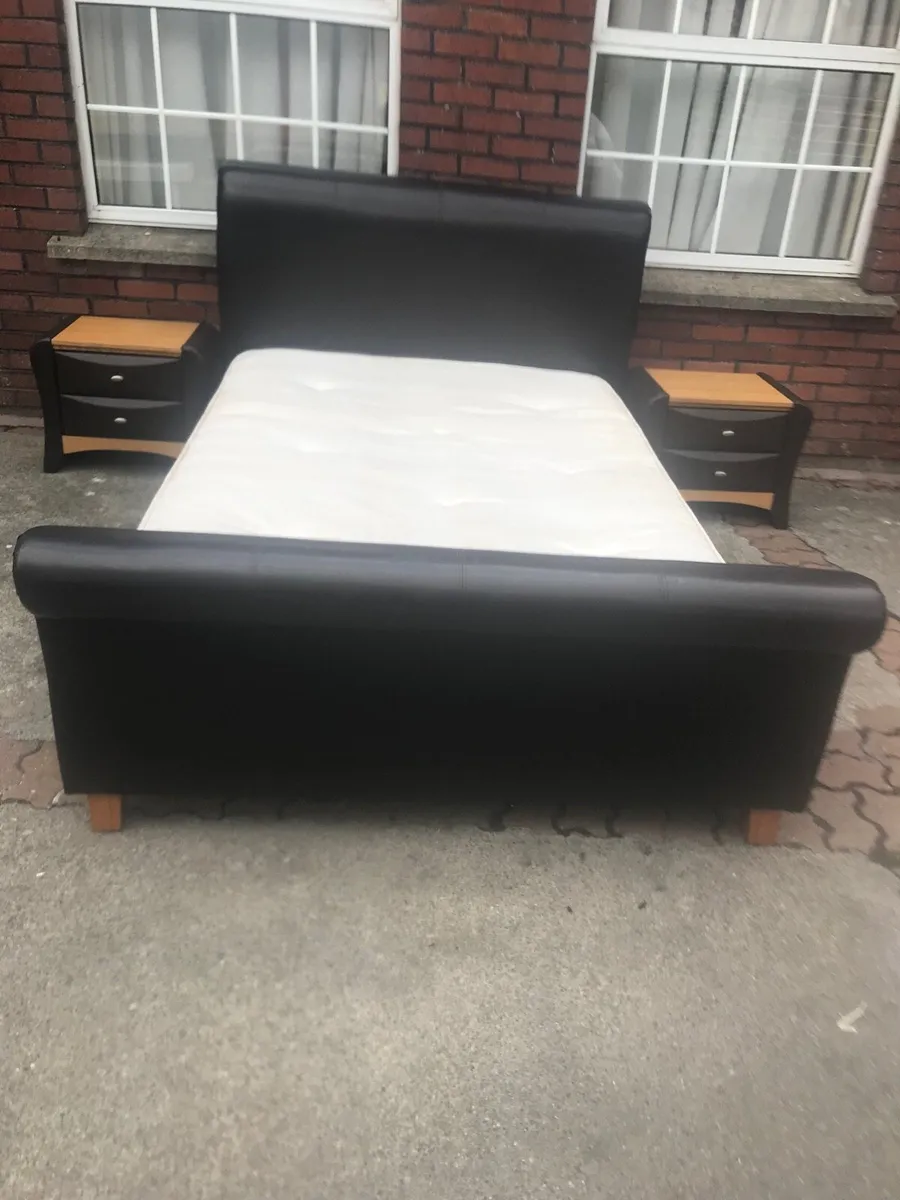 Boat bed & two lockers - Image 1