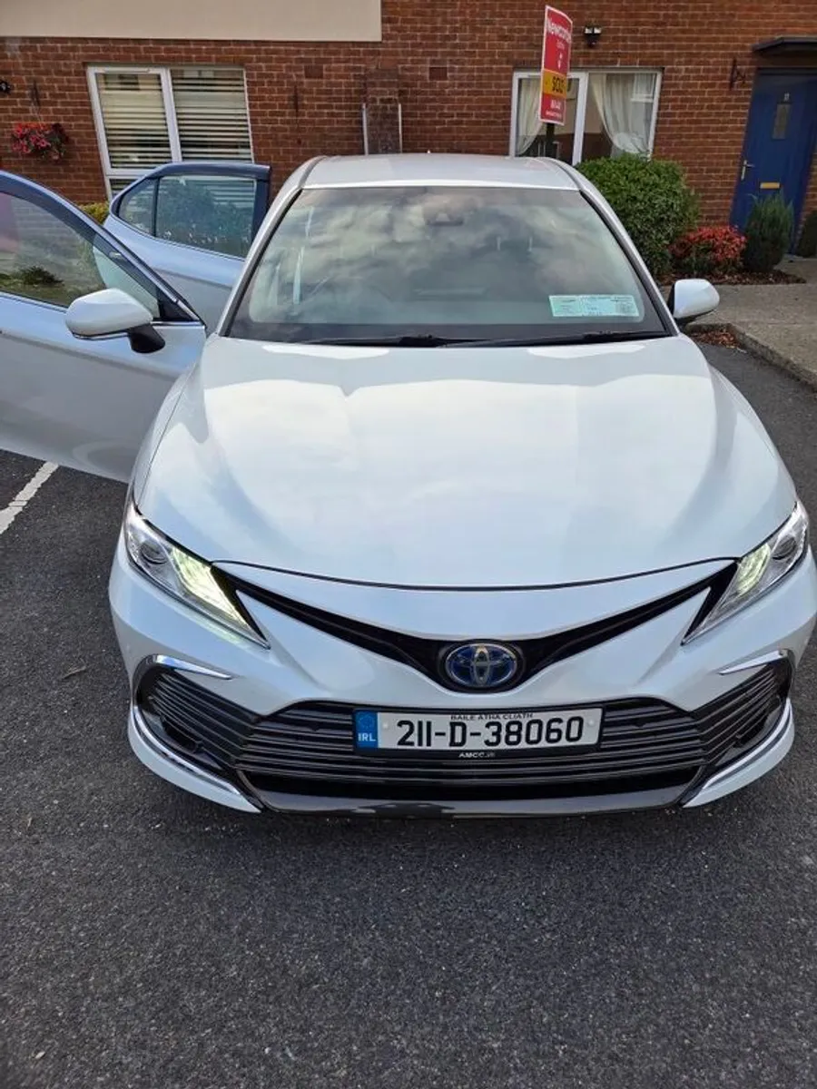 2021 Toyota Camry - Image 1