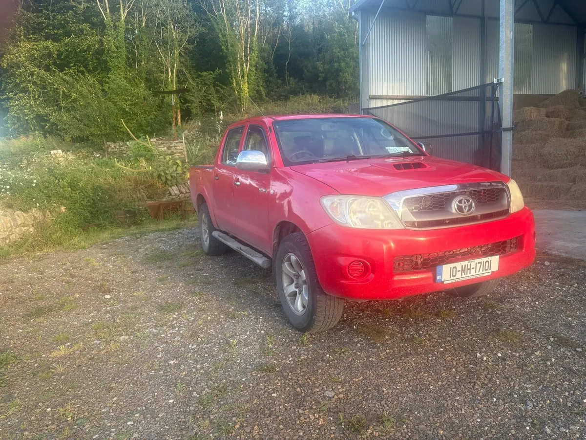 Toyota hilux - Image 1