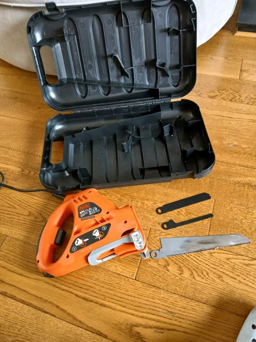 Black+Decker Scorpion 400W Riciprocating Saw - Image 1
