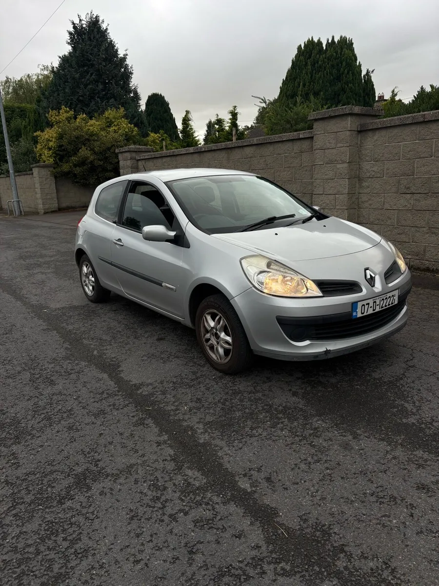 Renault Clio NCT&TAX - Image 2