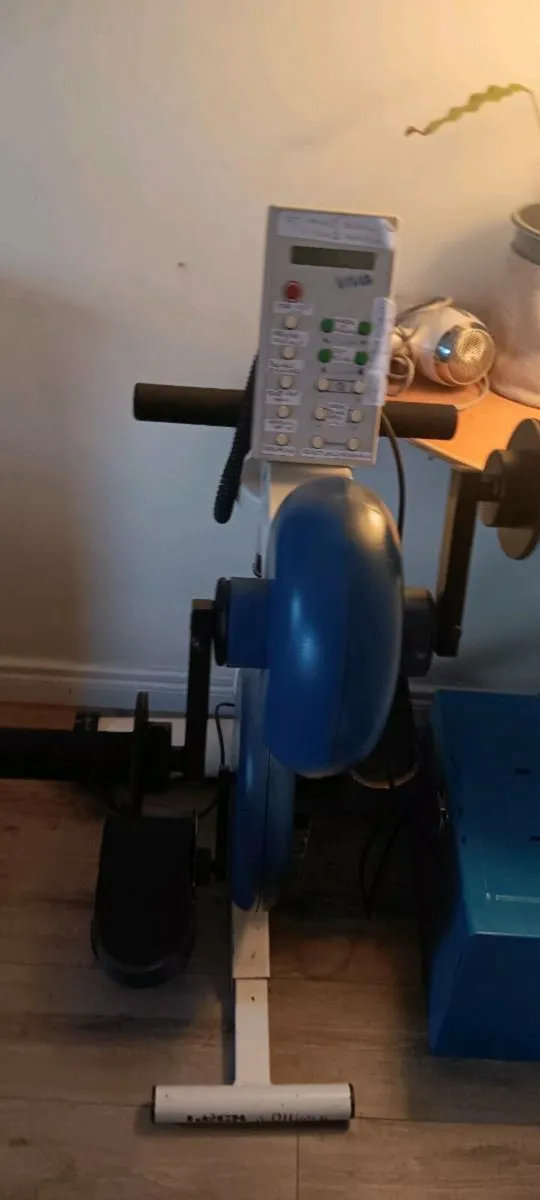 Rehabilitation excercise bike - Image 2