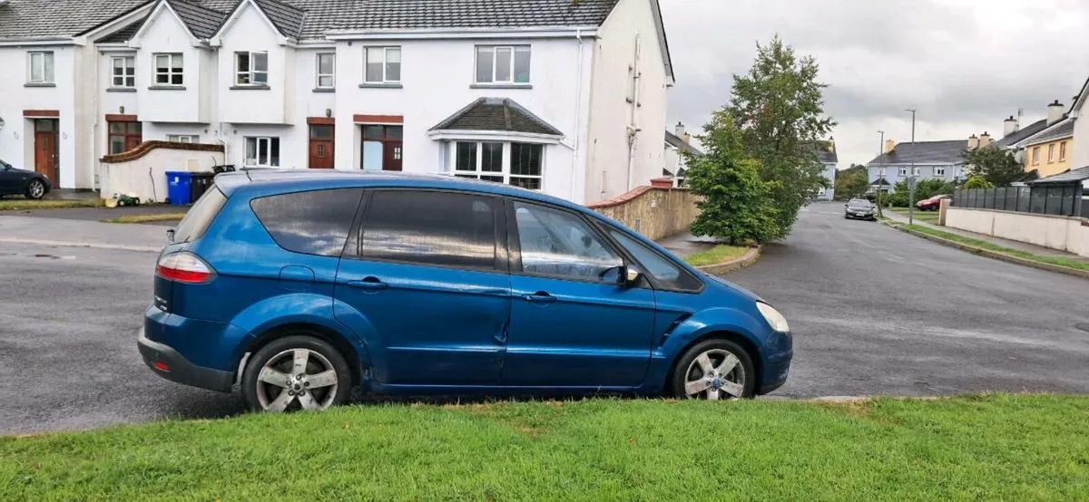 FORD S-MAX 2.0 TITANIUM 140 HP - Image 3
