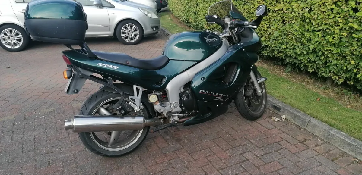 Triumph Other 2001 - Image 1