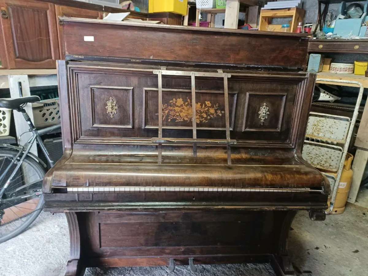 Piano - Image 4