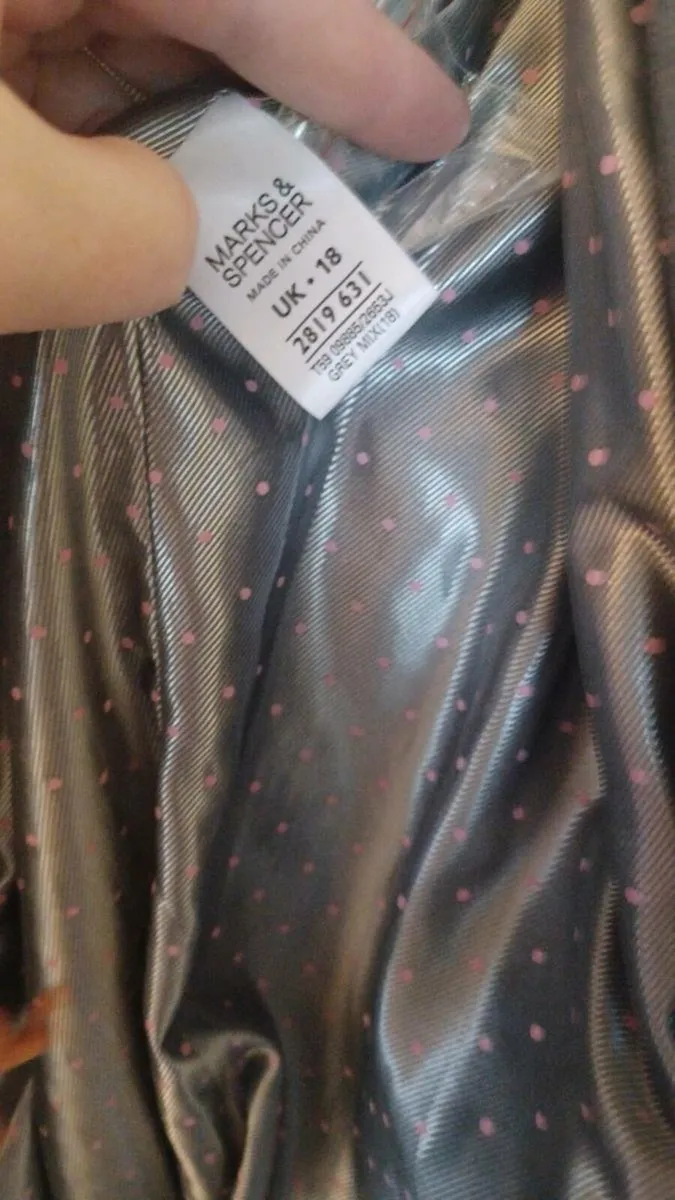 Ladies trouser suits - Image 3