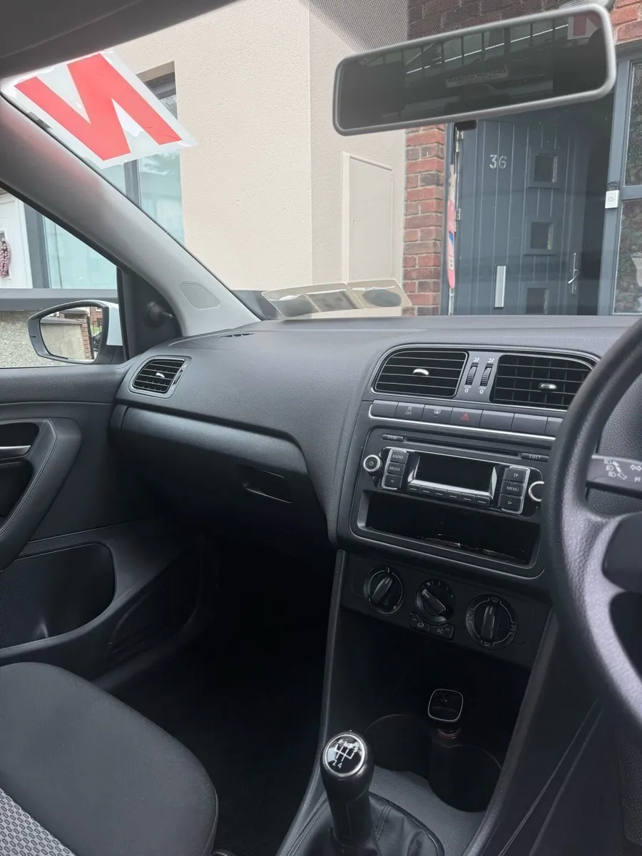 Volkswagen Polo - Image 4