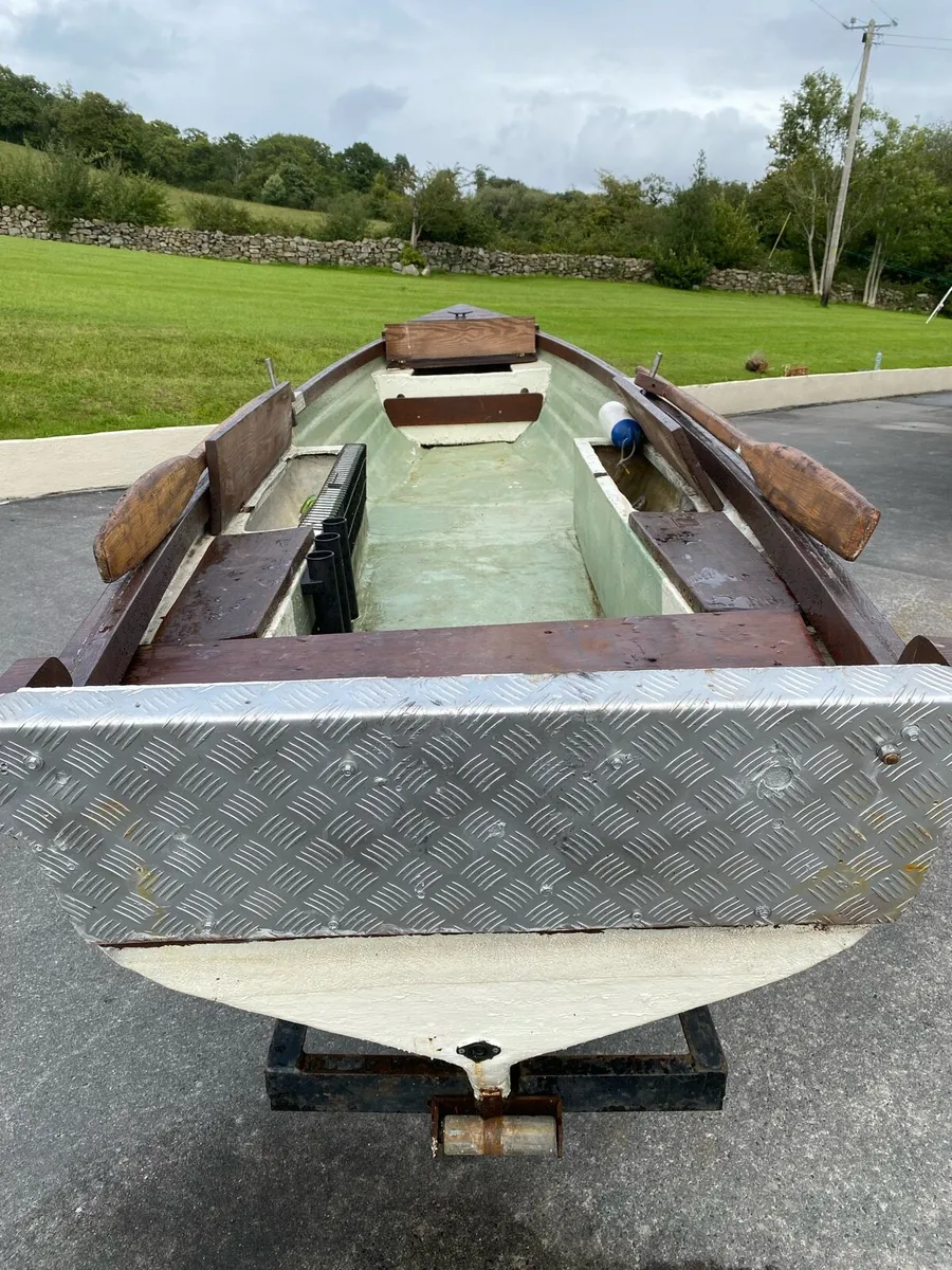 17ft lake boat - Image 3