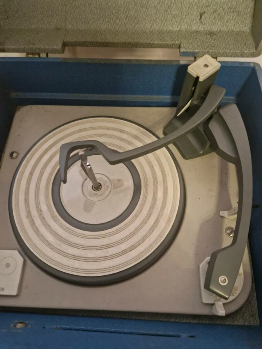 Record player - Image 3