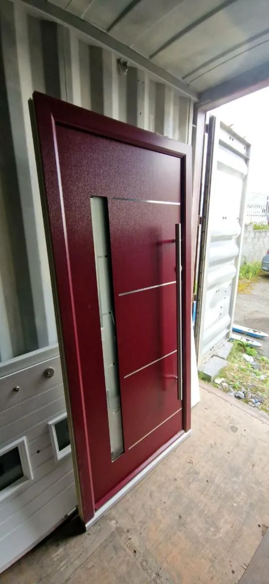 Front door - Image 1