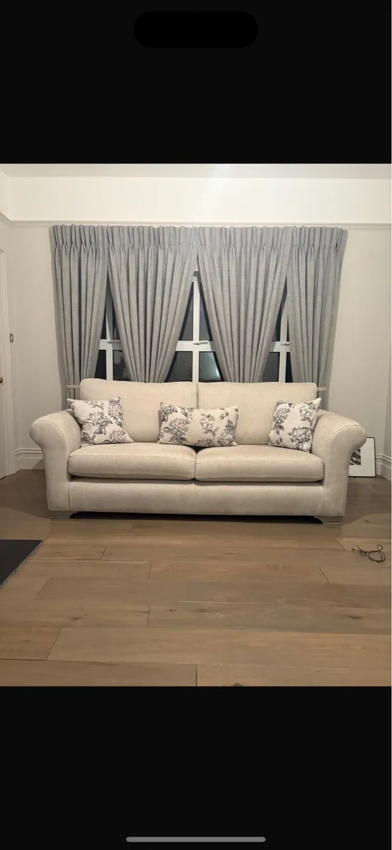 Large grand three seater - Image 2