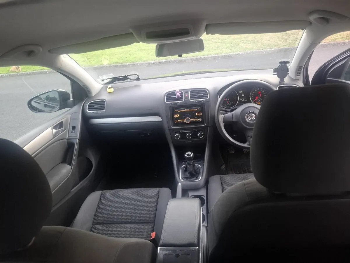 Car - Image 1