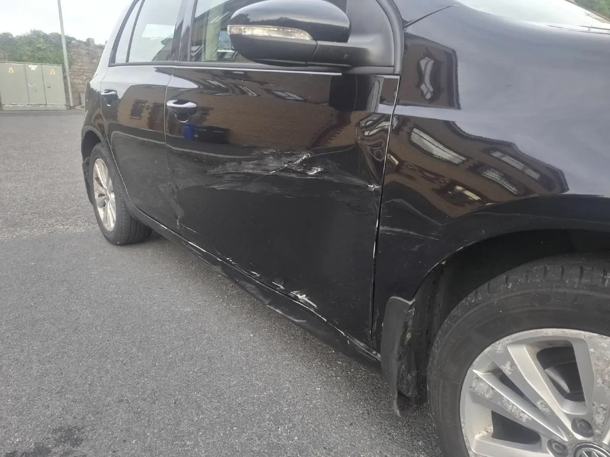 Car - Image 4