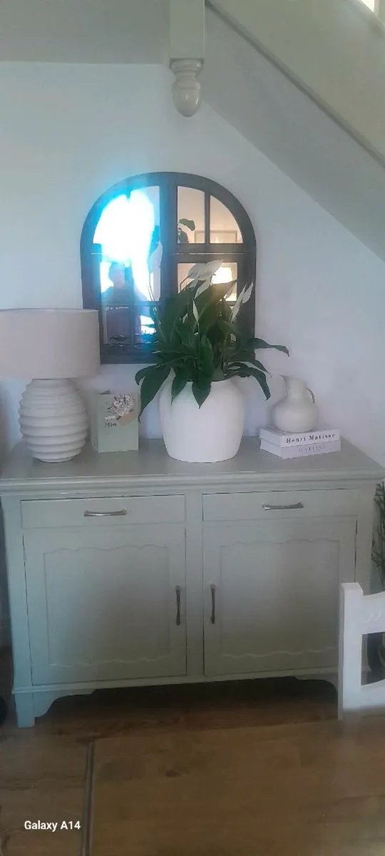 Dresser - Image 2