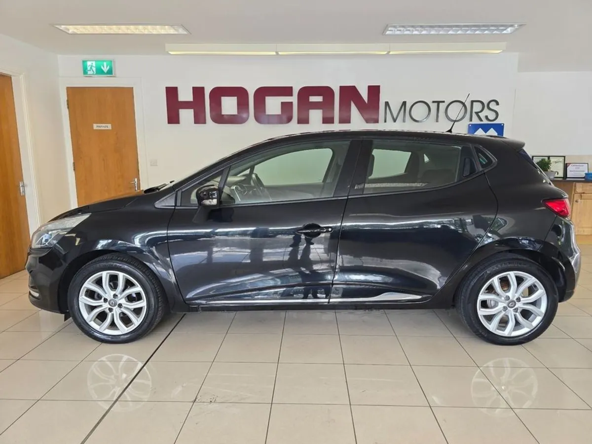 Renault Clio Dynamique NAV TCE 90 5Dr H/B - Image 4