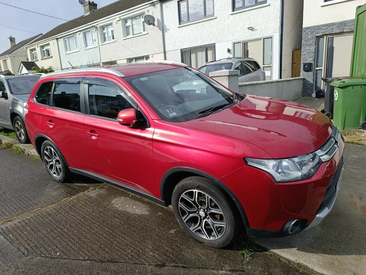 Mitsubishi Outlander 2015 - Image 2