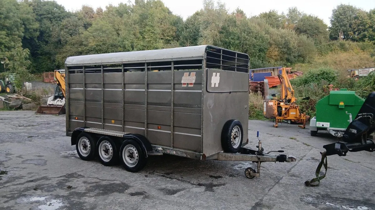 Hudson Cattle Trailer - Image 1