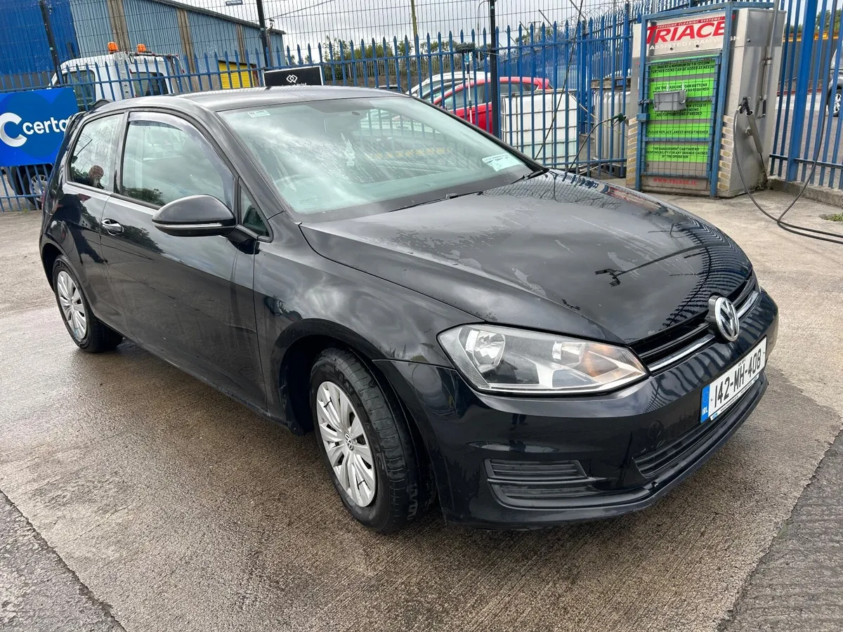 2014 Volkswagen Golf 1.6 TDI doe October 25 - Image 2
